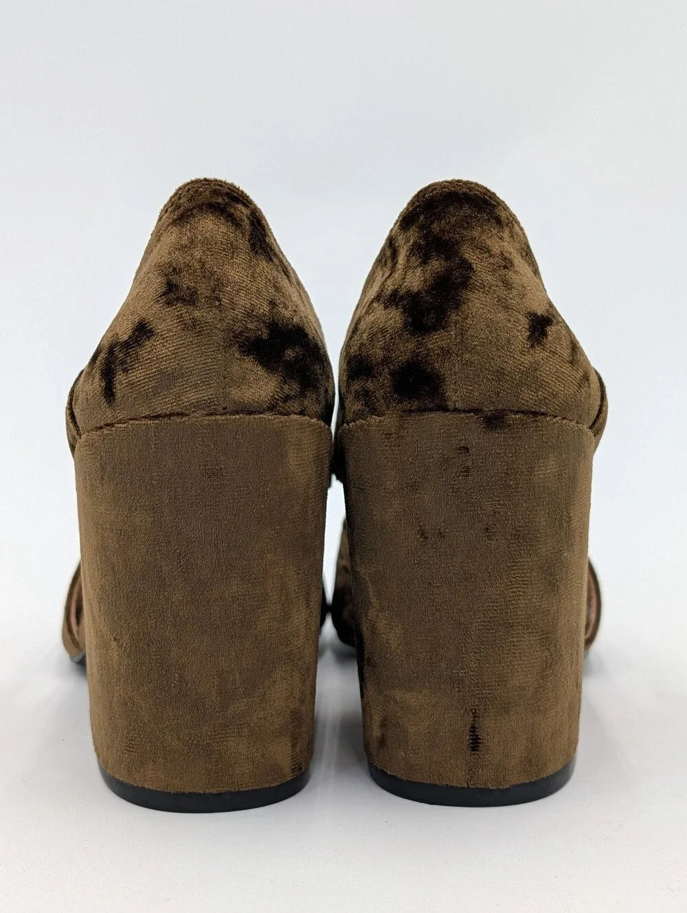 CAbi Interlock Sz 6 Crushed Velvet Sandal Olive Green Peep Toe Block Heel